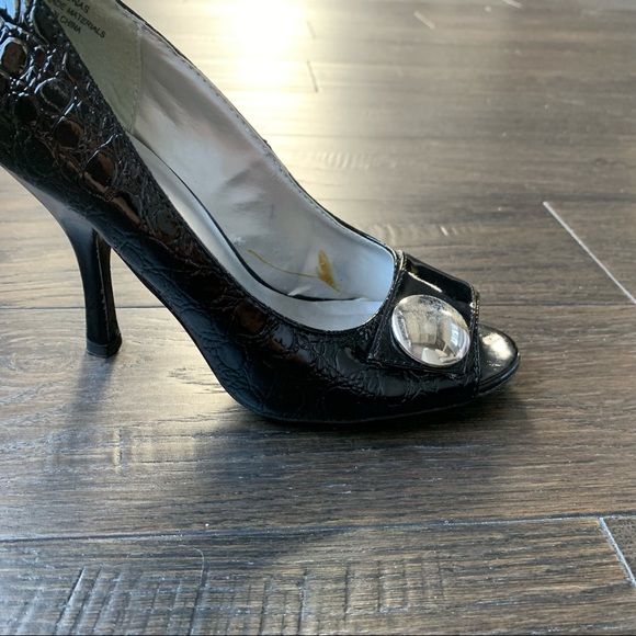 Madeline Stuart Size 6 Black Open Toed 4 Inch High Heels - Picture 7 of 13